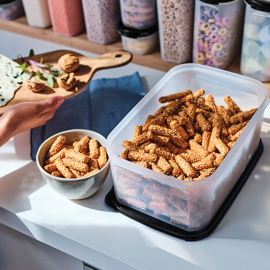 Tupperware® Modular Mates® Rectangle 3 | Food Container 27.25-cup / 6.5 L - Image 2