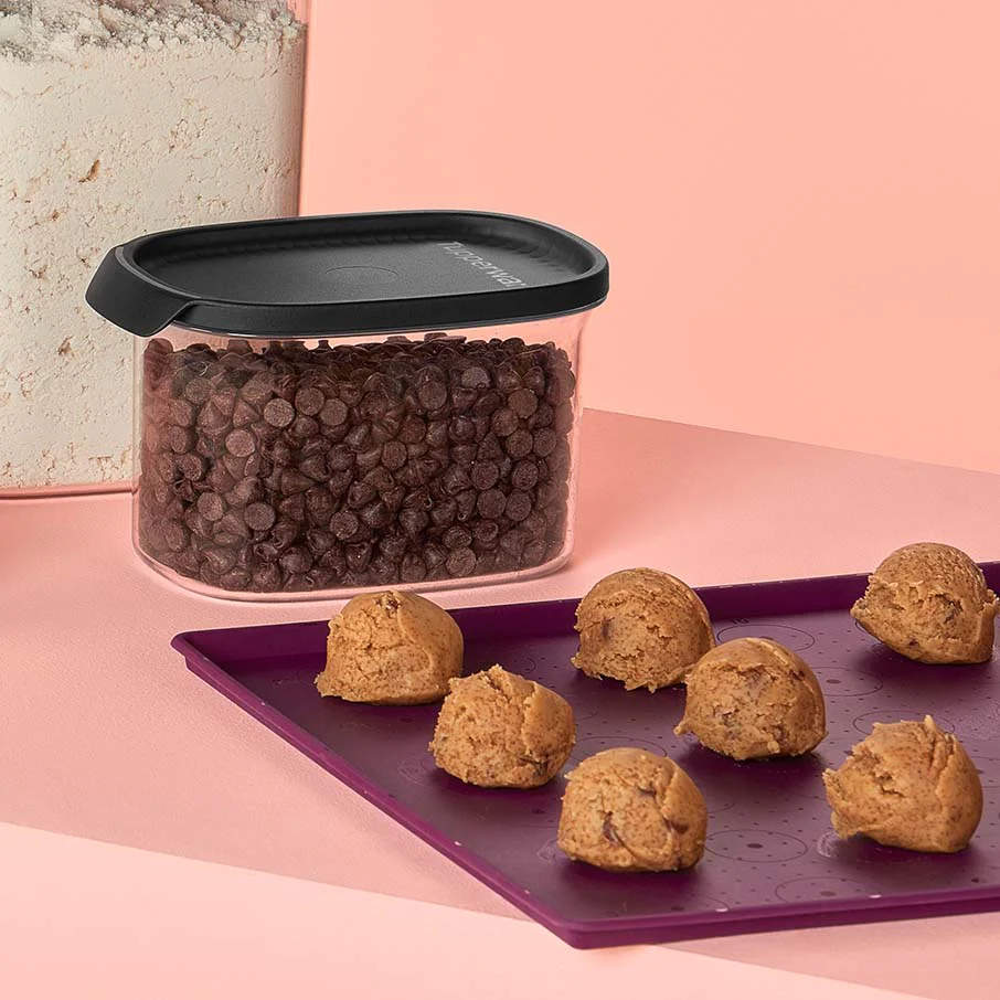 Tupperware® Ultra Clear Oval | 4½ cup / 1 L - Image 3