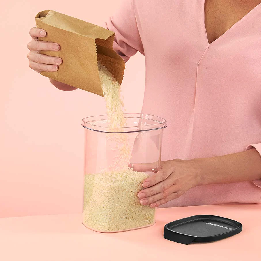 Tupperware® Ultra Clear Oval | 9½ cup / 2.2 L - Image 3
